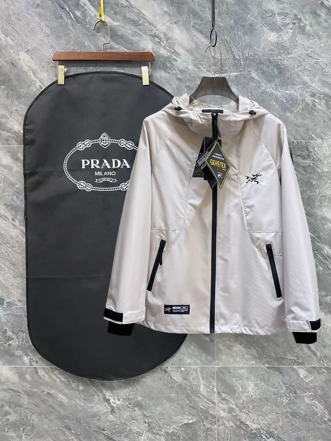Same Style， ， 2026 New Arrival ， Original Premium Breathable ， ， ， Quality。 ， Sizes：M～3XL，